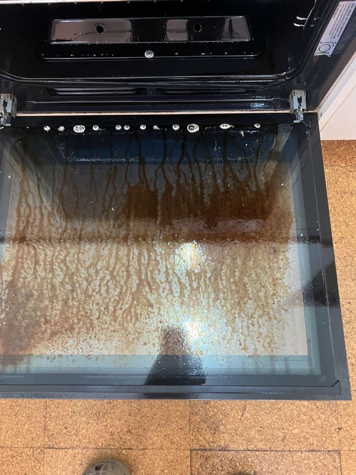 Kitchen Cleaning before cleaning